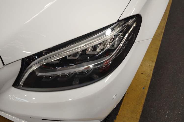 Used Mercedes-Benz C-Class 2019 C 260 Coupe Left Front Headlight