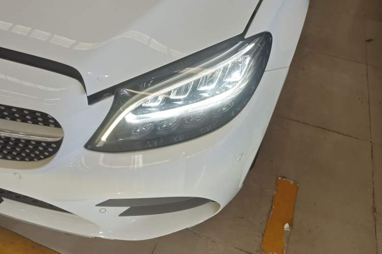 Used Mercedes-Benz C-Class 2019 C 180 L Fashion Edition Sport Version Left Front Headlight