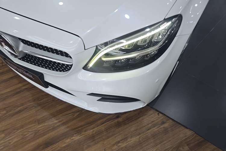 Used Mercedes-Benz C-Class 2019 C 260 Estate Left Front Headlight