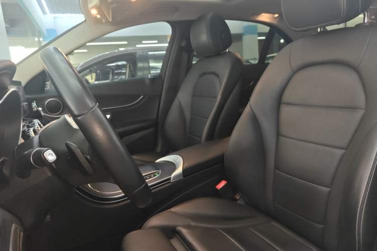 Used Mercedes-Benz C-Class 2019 C 180 L Fashion Edition Sport Version Left Front Seat