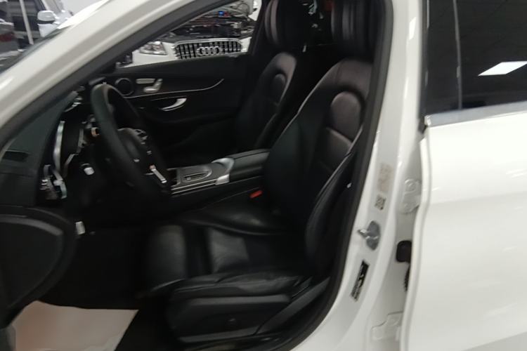 Used Mercedes-Benz C-Class 2019 Facelift C 260 L 4MATIC Sport Edition Left Front Seat
