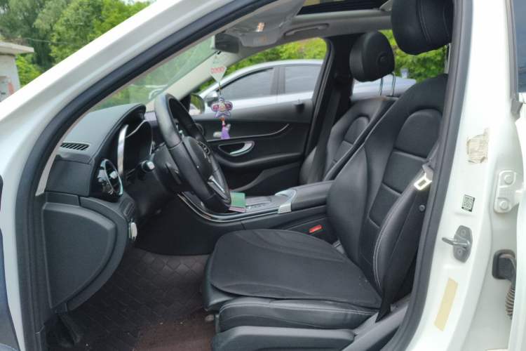 Used Mercedes-Benz C-Class 2019 C 180 L Fashion Edition Sport Version Left Front Seat