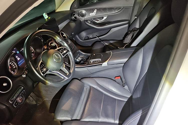 Used Mercedes-Benz C-Class 2019 C 180 L Fashion Edition Sport Version Left Front Seat
