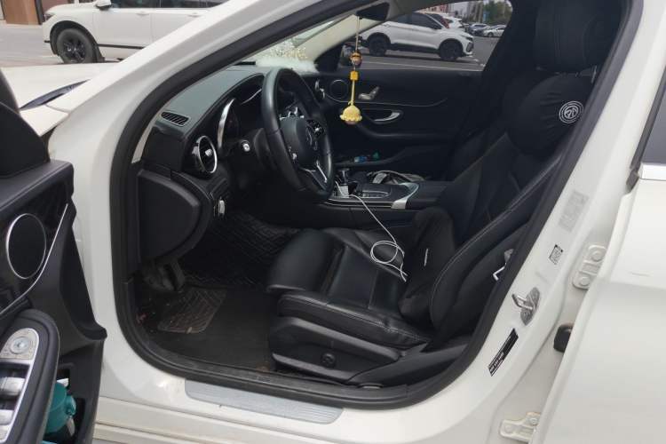 Used Mercedes-Benz C-Class 2019 C 180 L Fashion Edition Sport Version Left Front Seat