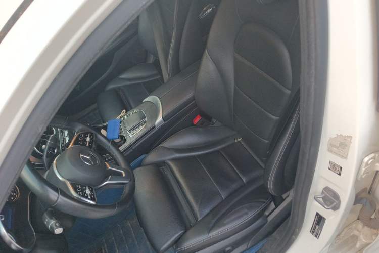 Used Mercedes-Benz C-Class 2019 C 180 L Fashion Edition Sport Version Left Front Seat