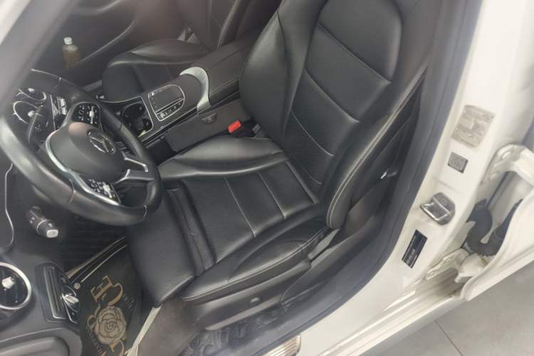 Used Mercedes-Benz C-Class 2019 Restyled C 260 L Sport Edition Left Front Seat