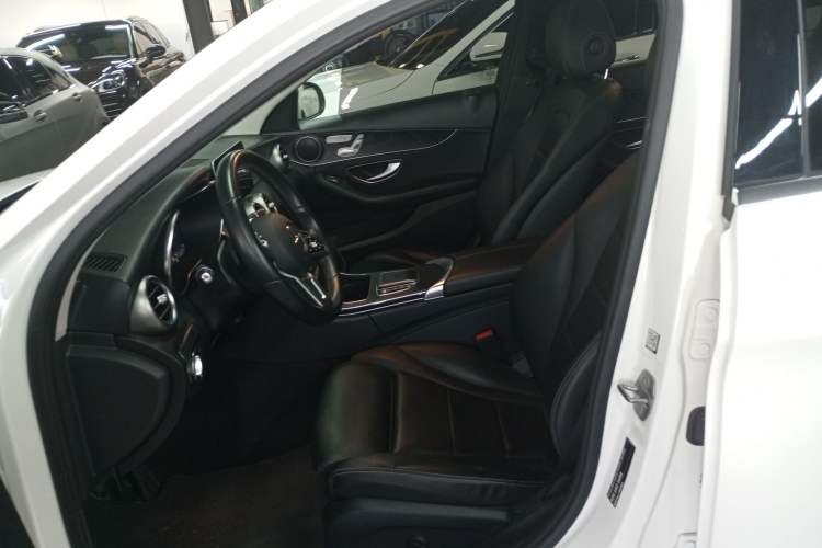 Used Mercedes-Benz C-Class 2019 C 260 Estate Left Front Seat