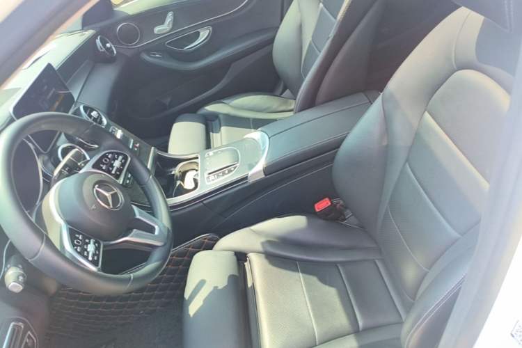Used Mercedes-Benz C-Class 2019 C 180 L Fashion Edition Sport Version Left Front Seat
