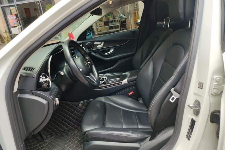 Used Mercedes-Benz C-Class 2019 Restyled C 260 L Sport Edition Left Front Seat