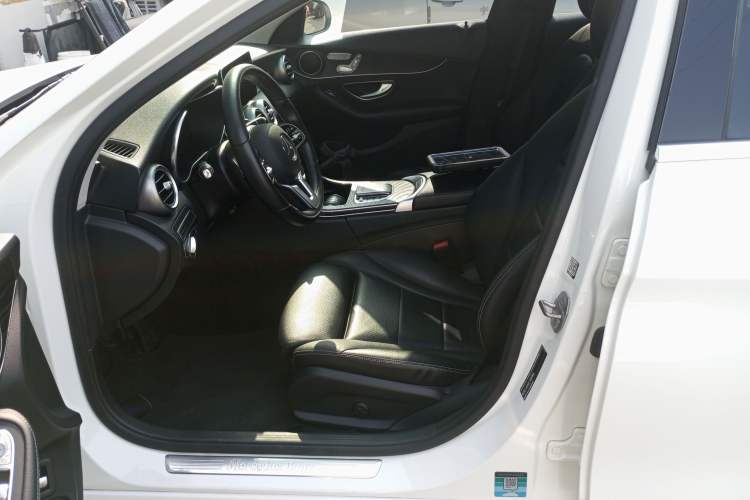 Used Mercedes-Benz C-Class 2019 C 260 Estate Left Front Seat
