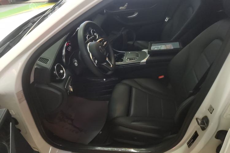 Used Mercedes-Benz C-Class 2019 C 180 L Fashion Edition Sport Version Left Front Seat