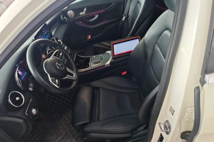Used Mercedes-Benz C-Class 2019 C 180 L Fashion Edition Sport Version Left Front Seat