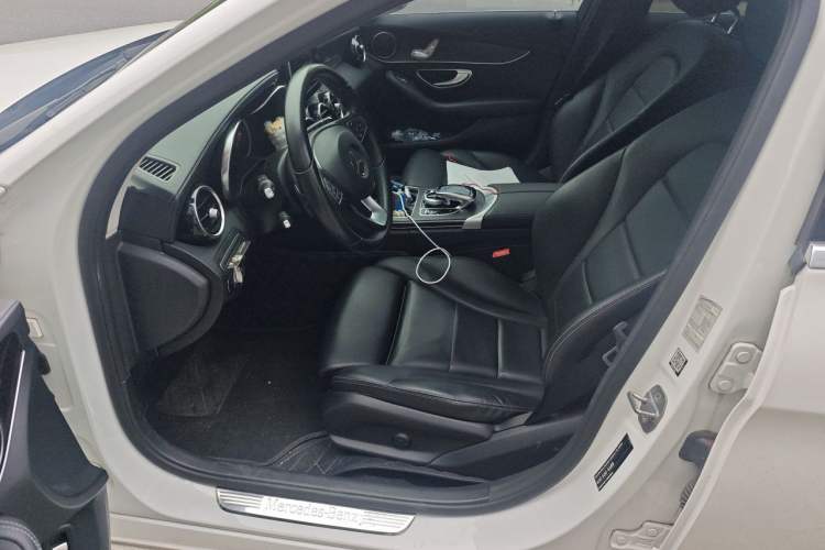 Used Mercedes-Benz C-Class 2019 C 180 L Dynamic Sports Edition Left Front Seat