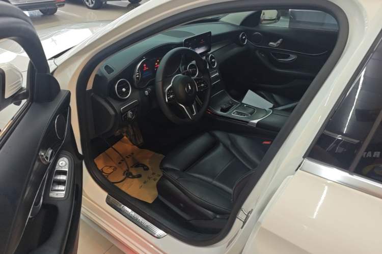 Used Mercedes-Benz C-Class 2019 C 180 L Fashion Edition Sport Version Left Front Seat