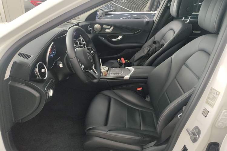 Used Mercedes-Benz C-Class 2019 Restyled C 260 L Sport Edition Left Front Seat