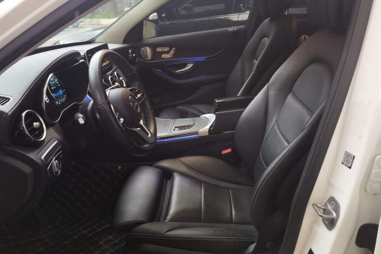 Used Mercedes-Benz C-Class 2019 Restyled C 260 L Sport Edition Left Front Seat