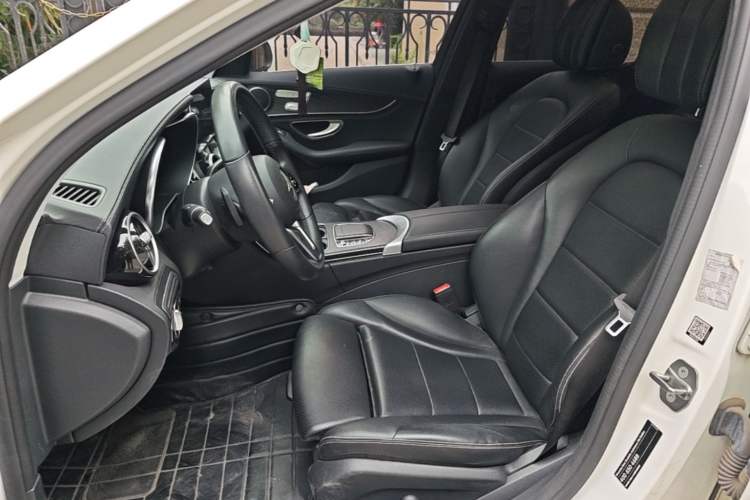 Used Mercedes-Benz C-Class 2019 C 260 L Sport Edition Left Front Seat