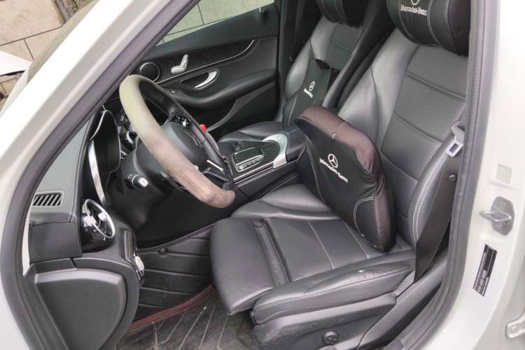 Used Mercedes-Benz C-Class 2019 C 180 L Fashion Edition Sport Version Left Front Seat