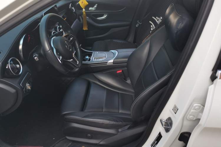 Used Mercedes-Benz C-Class 2019 C 180 L Fashion Edition Sport Version Left Front Seat
