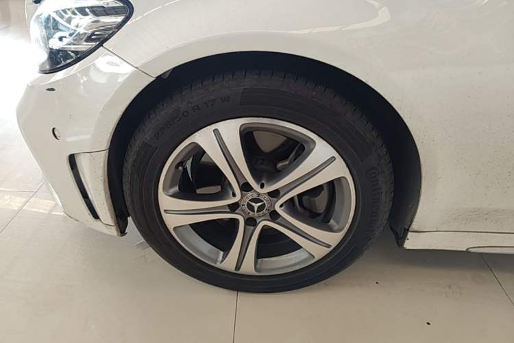 Used Mercedes-Benz C-Class 2019 C 260 L Sport Edition Left Front Wheel Hub
