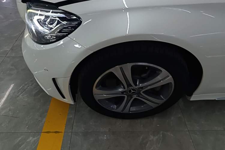 Used Mercedes-Benz C-Class 2019 Restyled C 260 L Sport Edition Left Front Wheel Hub