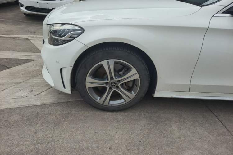 Used Mercedes-Benz C-Class 2019 Restyled C 260 L Sport Edition Left Front Wheel Hub