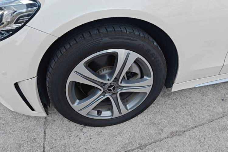 Used Mercedes-Benz C-Class 2019 C 260 L Sport Edition Left Front Wheel Hub