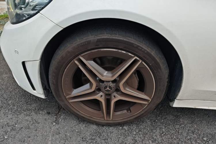 Used Mercedes-Benz C-Class 2019 C 260 Estate Left Front Wheel Hub