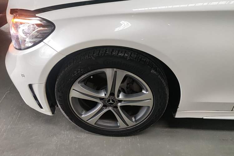 Used Mercedes-Benz C-Class 2019 C 260 L Sport Edition Left Front Wheel Hub