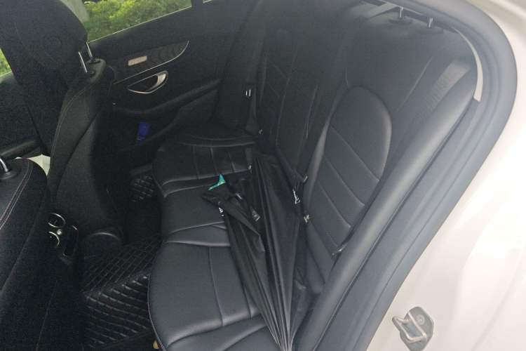 Used Mercedes-Benz C-Class 2019 C 180 L Fashion Edition Sport Version Left Rear Seat