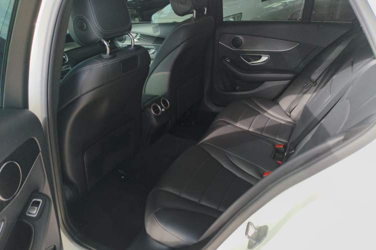 Used Mercedes-Benz C-Class 2019 C 260 Estate Left Rear Seat