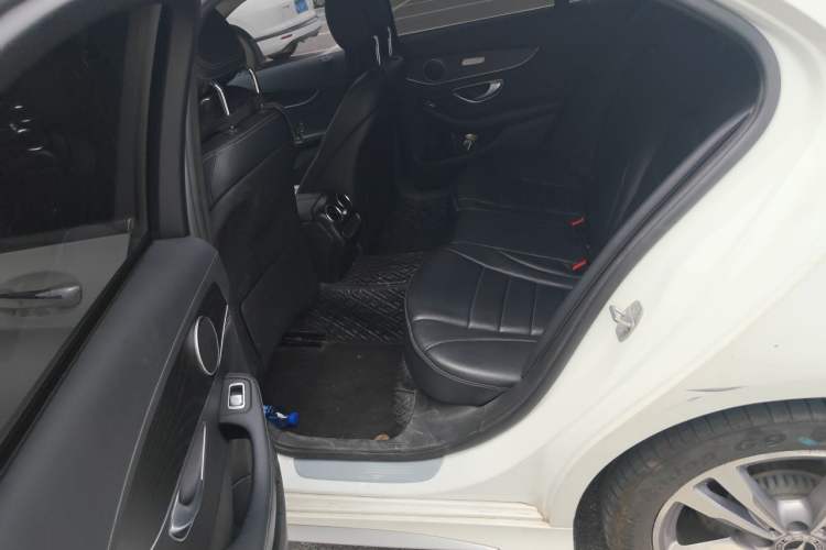 Used Mercedes-Benz C-Class 2019 C 180 L Fashion Edition Sport Version Left Rear Seat