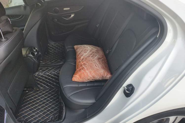 Used Mercedes-Benz C-Class 2019 Restyled C 260 L Sport Edition Left Rear Seat