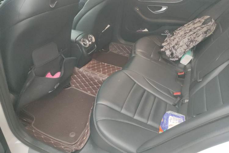 Used Mercedes-Benz C-Class 2019 C 180 L Fashion Edition Sport Version Left Rear Seat