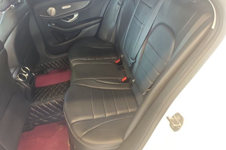 Used Mercedes-Benz C-Class 2019 C 180 L Fashion Edition Sport Version Left Rear Seat