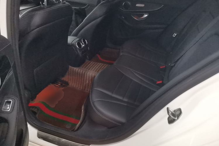 Used Mercedes-Benz C-Class 2019 C 180 L Fashion Edition Sport Version Left Rear Seat