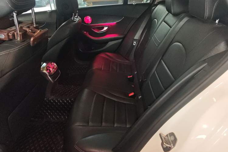 Used Mercedes-Benz C-Class 2019 C 260 Estate Left Rear Seat