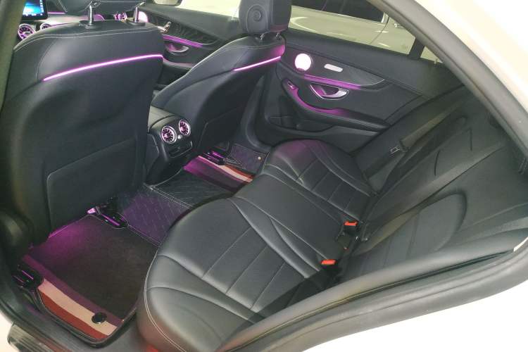 Used Mercedes-Benz C-Class 2019 C 180 L Fashion Edition Sport Version Left Rear Seat