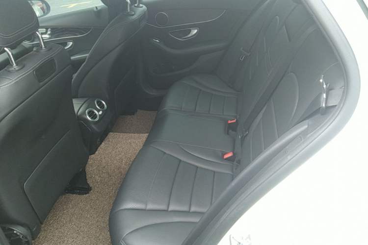 Used Mercedes-Benz C-Class 2019 C 260 Estate Left Rear Seat