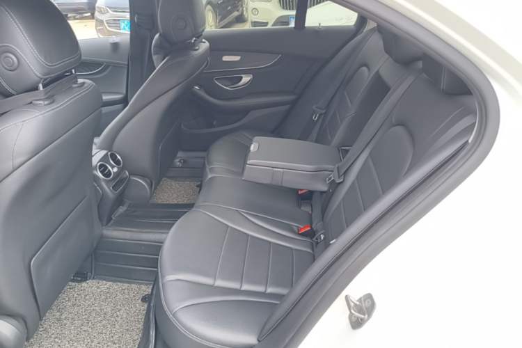 Used Mercedes-Benz C-Class 2019 C 180 L Fashion Edition Sport Version Left Rear Seat