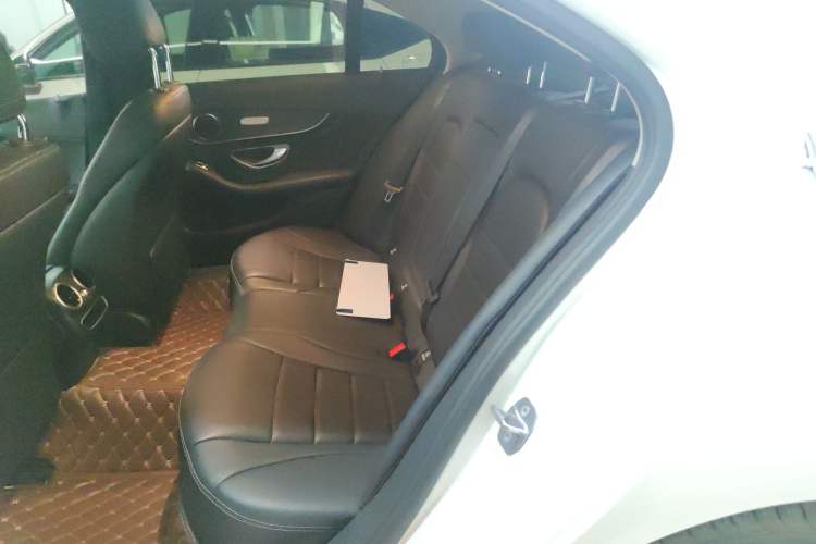 Used Mercedes-Benz C-Class 2019 C 180 L Fashion Edition Sport Version Left Rear Seat