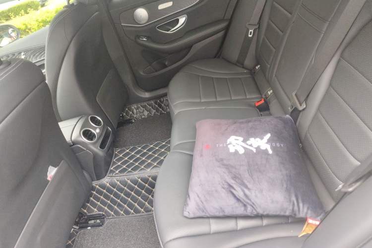 Used Mercedes-Benz C-Class 2019 C 180 L Fashion Edition Sport Version Left Rear Seat