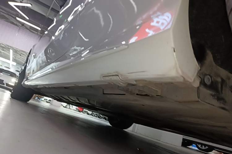 Used Mercedes-Benz C-Class 2019 C 260 Coupe Left Side Sill