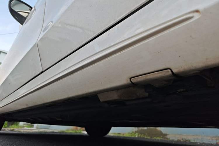 Used Mercedes-Benz C-Class 2019 C 260 Estate Left Side Sill