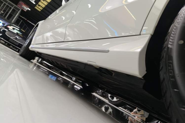 Used Mercedes-Benz C-Class 2019 Restyled C 260 L Sport Edition Left Side Sill