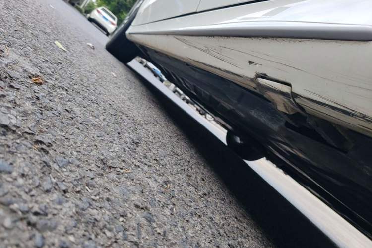 Used Mercedes-Benz C-Class 2019 Restyled C 260 L Sport Edition Left Side Sill