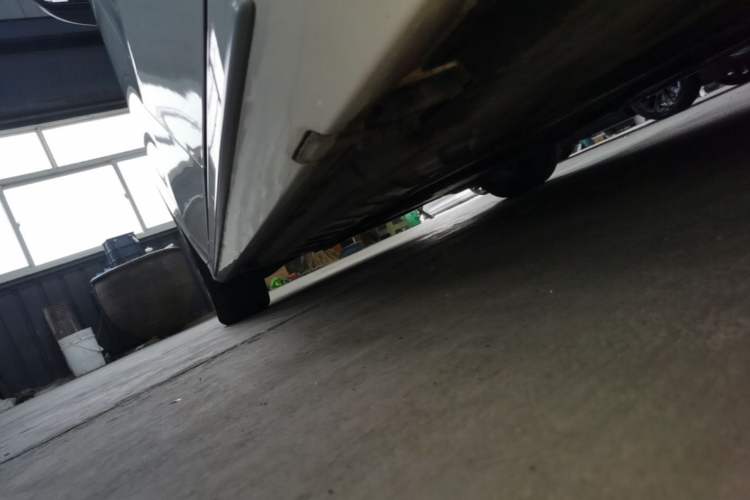 Used Mercedes-Benz C-Class 2019 Restyled C 260 L Sport Edition Left Side Sill