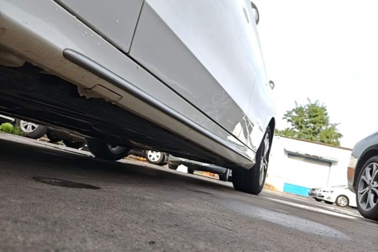 Used Mercedes-Benz C-Class 2019 Restyled C 260 L Sport Edition Left Side Sill