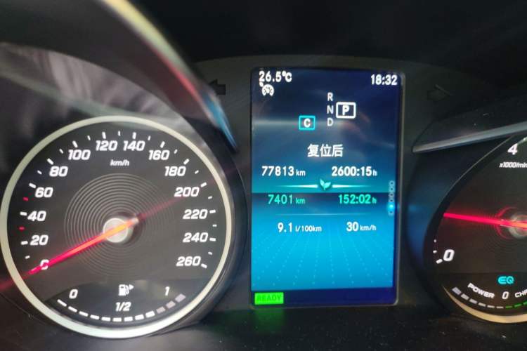 Used Mercedes-Benz C-Class 2019 C 260 Sport Edition Odometer Close Up