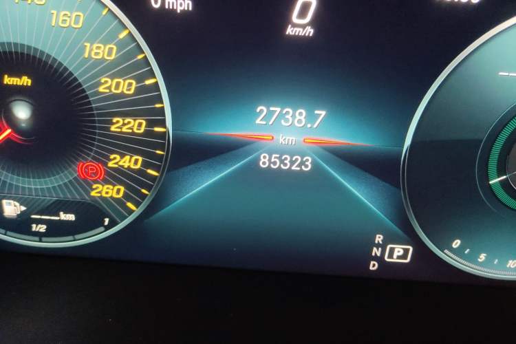 Used Mercedes-Benz C-Class 2019 Restyled C 260 L Sport Edition Odometer Close Up